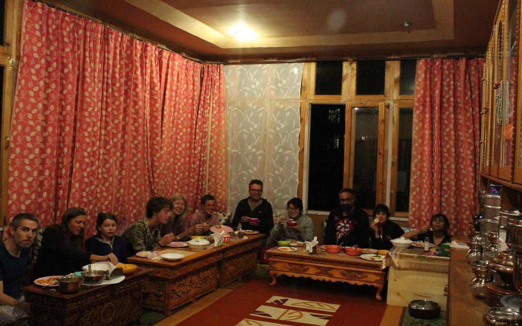 ليه Tsetan Guest House المظهر الخارجي الصورة