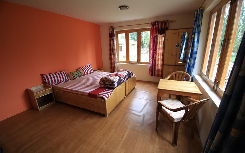 ليه Tsetan Guest House المظهر الخارجي الصورة